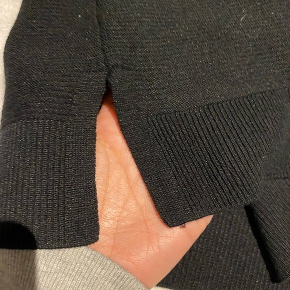 Cyrus lightweights sweater - Picture 2 of 2